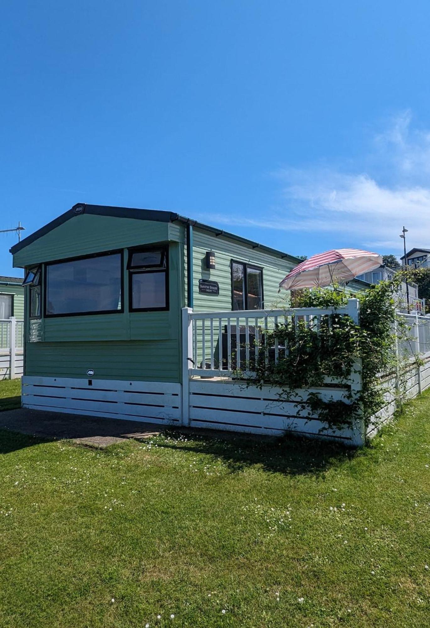 Lovely Bright Modern Caravan Swanage On Peaceful And Tranquil Holiday Park Eksteriør bilde